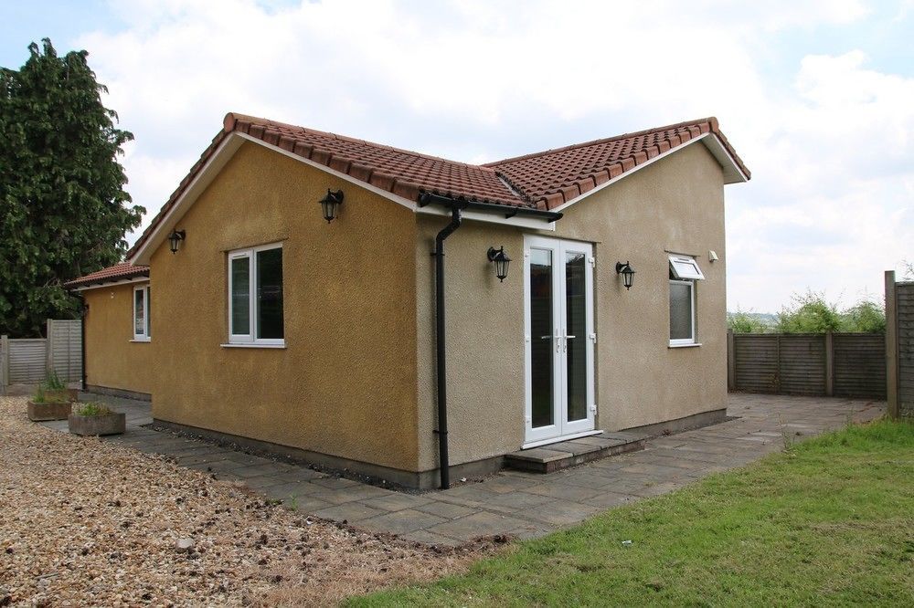 The Lodge Redhill  Exterior photo